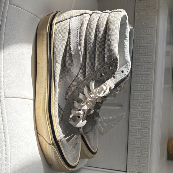 Vans High-Top Checkerboard Sneakers in Light Gray/Blue and white - Picture 4 of 9